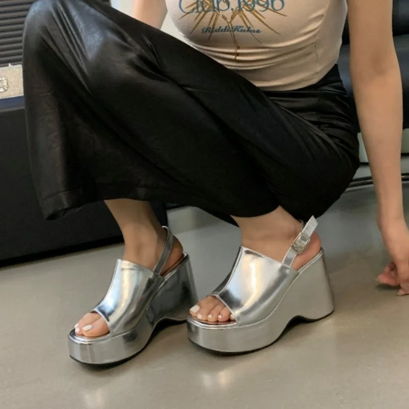 Sandalias sexis de tacón alto  - Aqua Sports Club reseña y precio